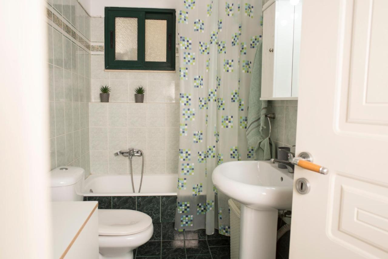 Maisonette With Garden In The Heart Of The Historical Kalamata Center Exterior foto